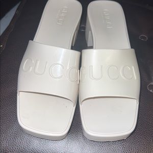 Worn once Gucci slides/platform